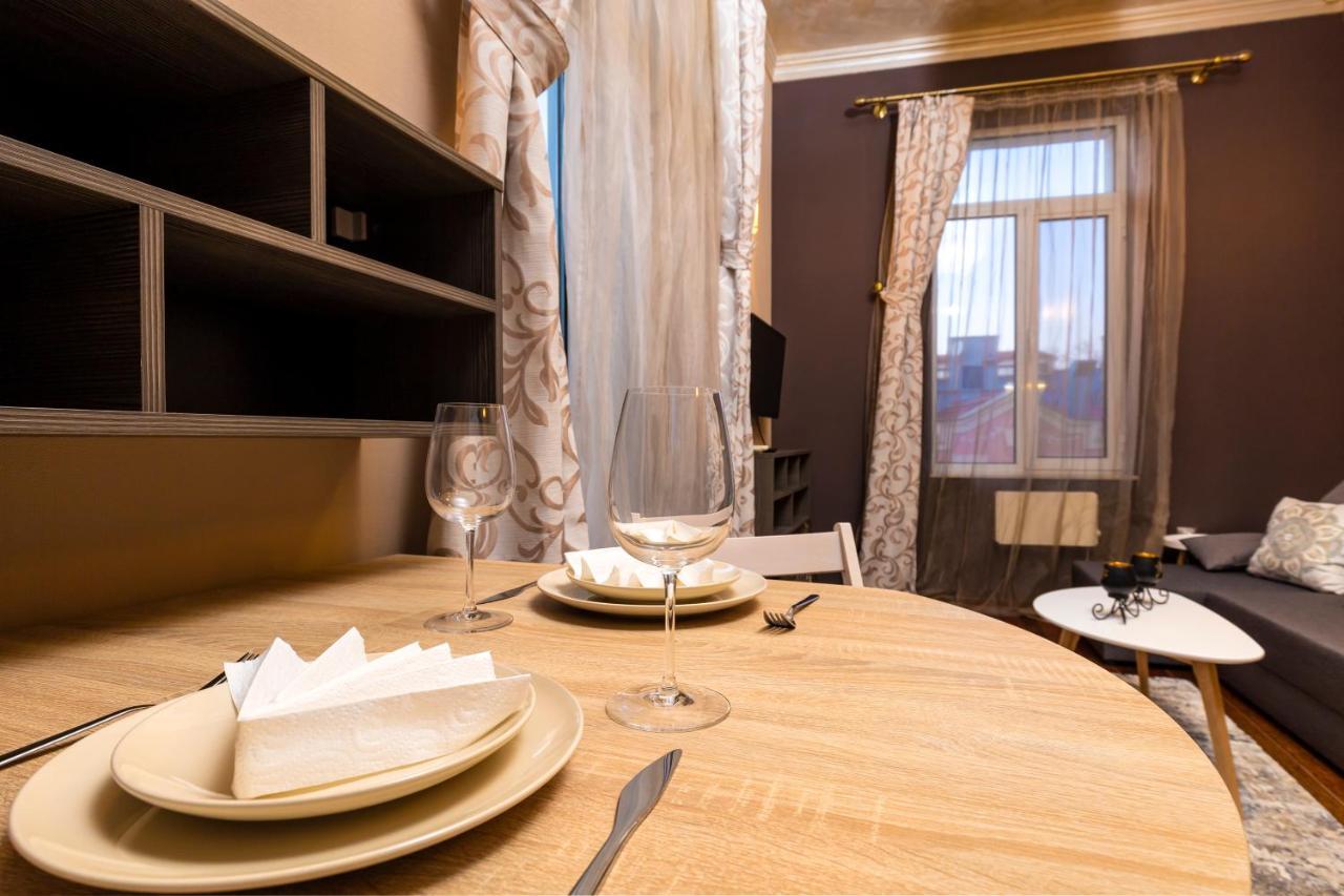 1Bd Apartment With A Cute Balcony In Kapana By Flat Mаnager Plovdiv Esterno foto